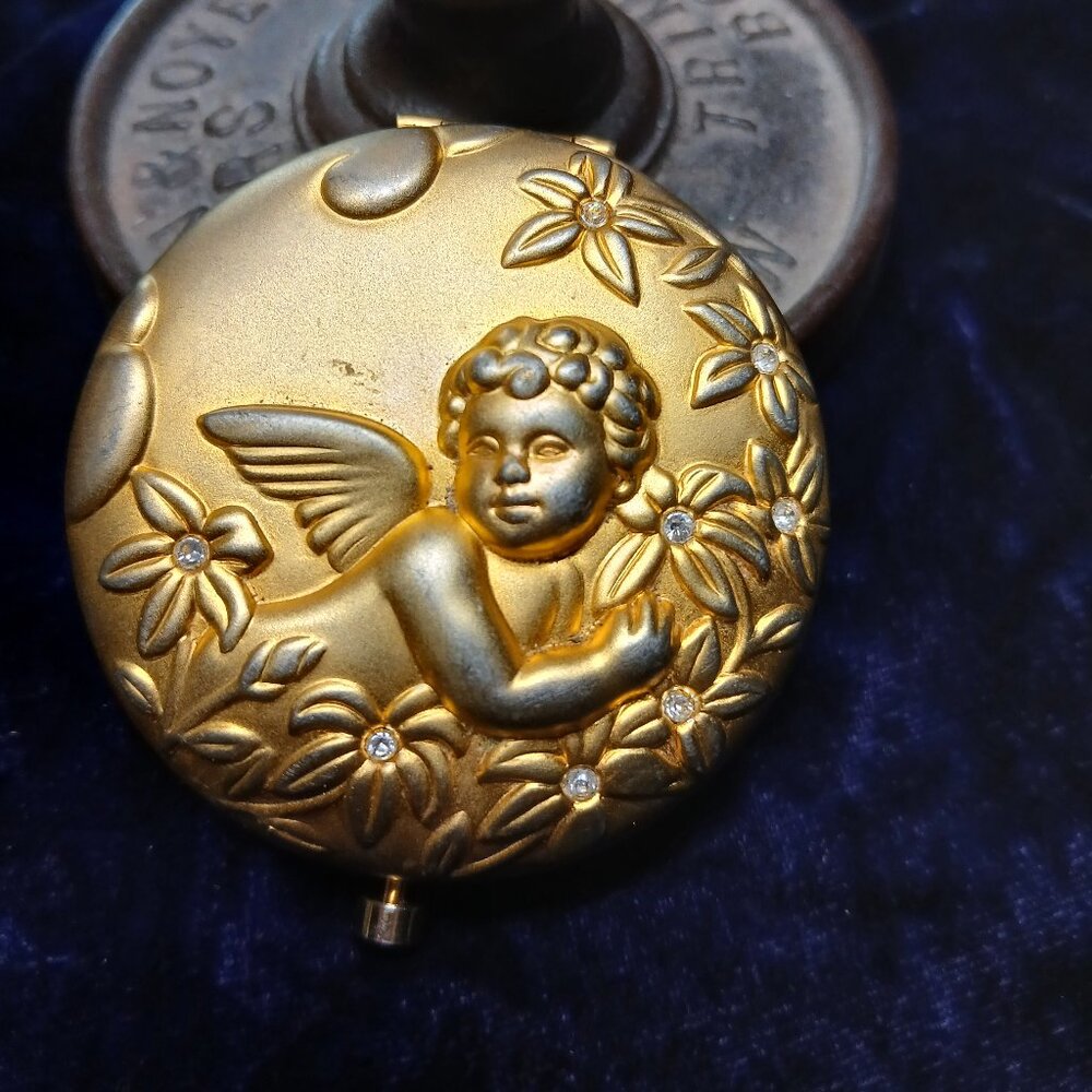 Estee Lauder May Angel Compact